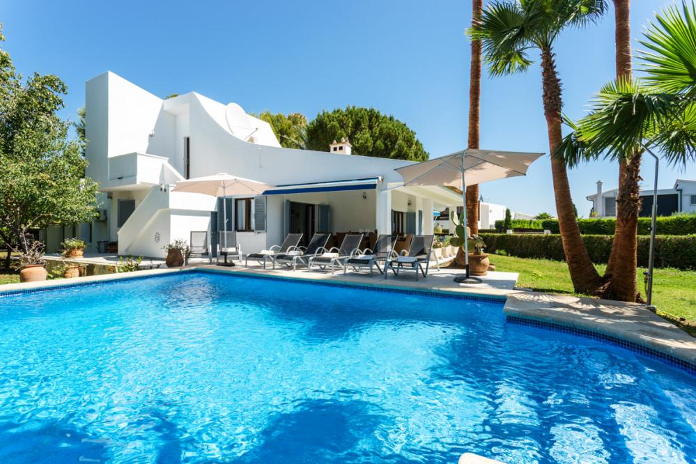 Villa Playa - is a Fantastic holiday villa for large families in Puerto Pollensa
